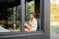 Créer un espace extérieur confortable avec un Bungalow de jardin