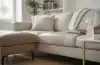 Comment nettoyer un canapé simili cuir blanc, beige ou noir